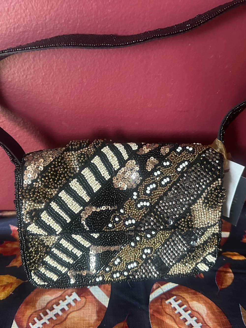 Viral animal print beaded bag! NWT!